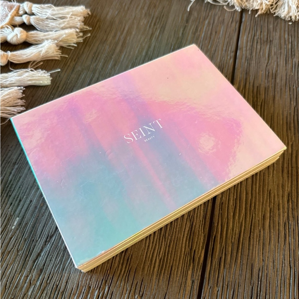Seint Poolside Palette 12